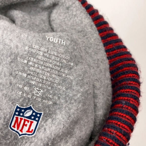 New England Patriots NFL 100 Year Patch Winter Hat New Era Youth - Picture 4 of 4